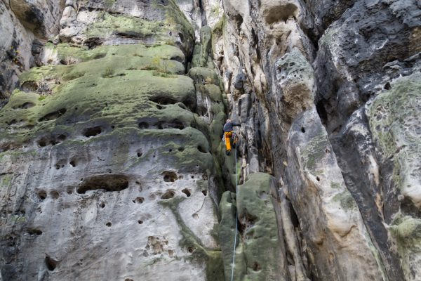 Einstieg in den Schusterweg am Falkenstein, Sächsische Schweiz